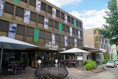 KurparkFassade2