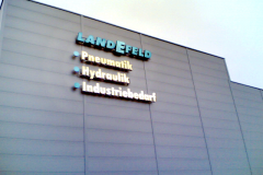 Lichtwerbung-Fassade