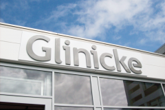 Reliefbuchstaben_Glinicke